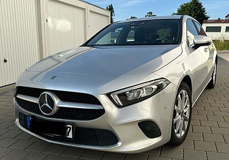 Mercedes-Benz A 160