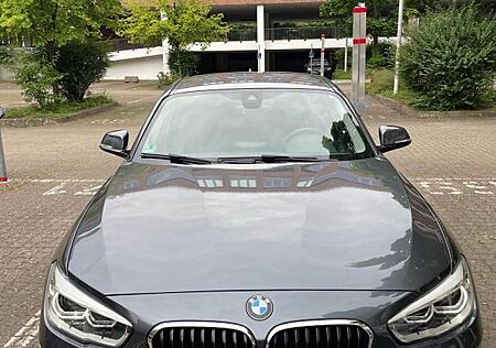 BMW 125i Sport Line A Sport Line