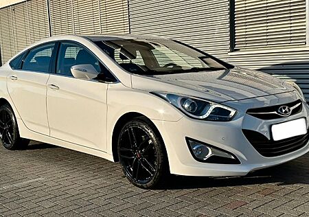 Hyundai i40 Reifen NEU/ Bremsen NEU/ Limousine/