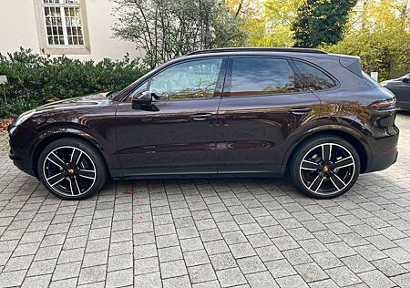 Porsche Cayenne 3.0 V6 Platinum Edition Tiptronic Pl...