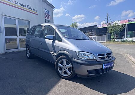 Opel Zafira 2.2 16V Elegance