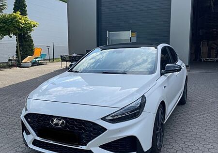 Hyundai i30 Fastback N Line Mild-Hybrid, Voll Austattung