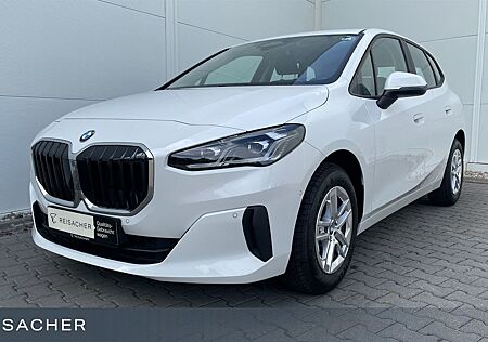 BMW 218iA Active Tourer Navi,adLED,RFK,Keyl.,Lenkhz.