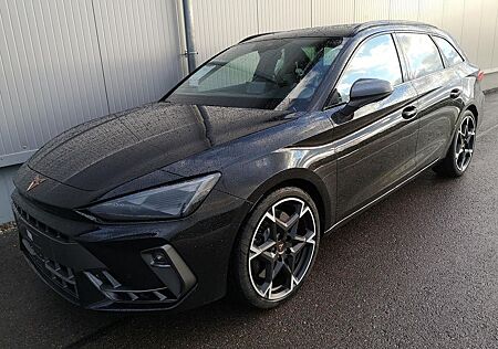 Cupra Leon Kombi 2.0TSI AHK DSG 4x4 GV5 LED el. Hk