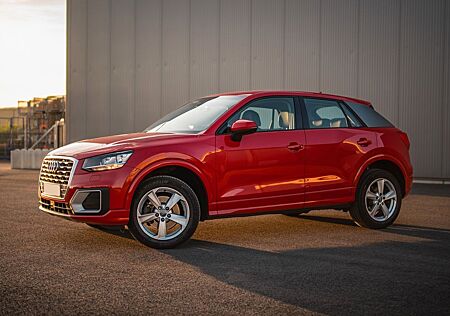 Audi Q2 1.4 TFSI COD Sport Navi,PDC,SHZ,el. Heckklapp
