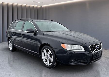 Volvo V70 Kombi Edition PRO 5 ZYLINDER*XE*NAVI*LEDER*