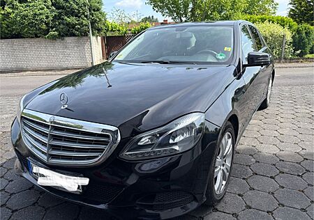 Mercedes-Benz E 220 BlueTEC BE Edition AVANTG. Autom. Edit...