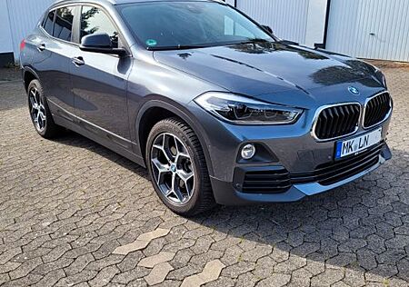 BMW X2 sDrive18i/Kamera/Pano/AHK...