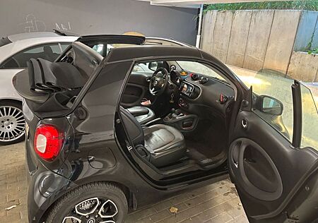 Smart ForTwo Cabrio VOLL/NAVI/SITZH/ABSTANDS/VOLLEDER