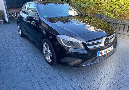 Mercedes-Benz A 180 -