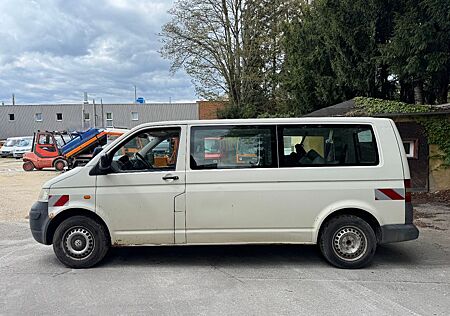 VW T5 Transporter Volkswagen T5 * 9 Sitzer* Klima*Automatik * 2.5 TDI *