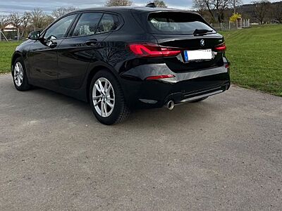 BMW 118i Sport Line Automatik - F40
