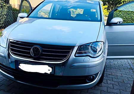 VW Touran Volkswagen 1.4 TSI 103kW -