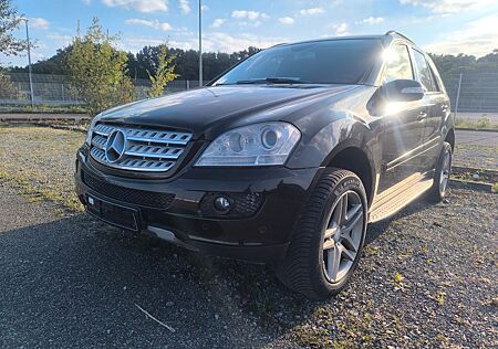 Mercedes-Benz ML 350 4MATIC - AMG