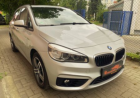 BMW 220 Active Tourer d xDrive LED, Panno, AHK!!!