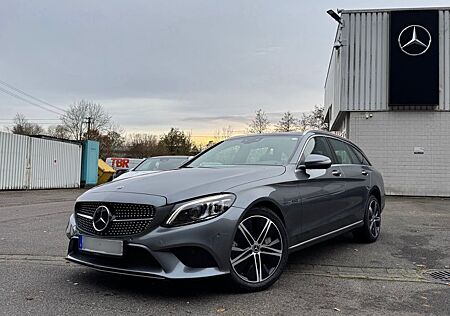 Mercedes-Benz C 300 de T - *JUNGE-STERNE*PANO*MULTIBEAM*DISTRO