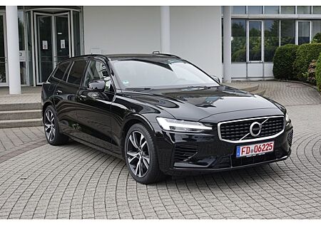 Volvo V60 T6 Twin Engine AWD R Design /AHK/Winterp./V