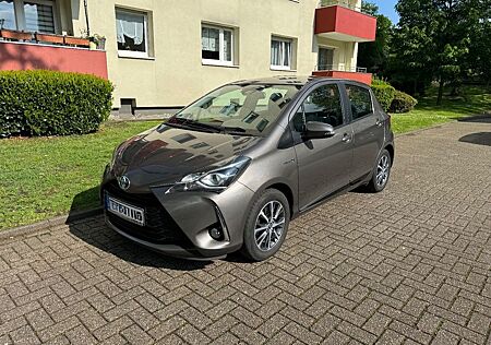 Toyota Yaris 1,5-l-VVT-i Hybrid CVT