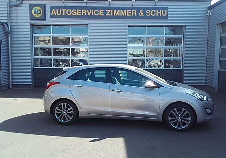 Hyundai i30 YES!