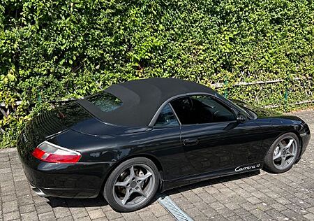 Porsche 996 Carrera 4 Cabriolet Carrera