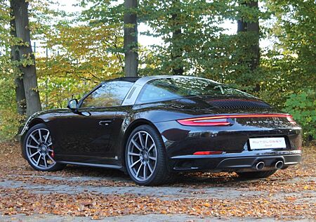 Porsche 991 .2 Targa 4S *aus Erstbesitz* -Historie