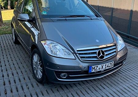 Mercedes-Benz A 180 CDI ELEGANCE ELEGANCE