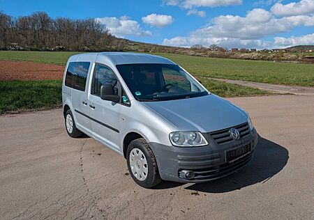 VW Caddy Volkswagen Life 1.6 7-Sitzer