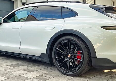 Porsche Taycan 4S Cross Turismo Approved, Electric Sound
