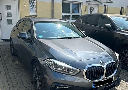 BMW 118i Sport Line / Top Zustand / Unfallfrei