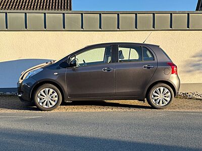 Toyota Yaris Klima&PDC |Bluetooth&Navi | Viele Neuteile