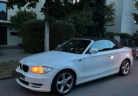 BMW 118i Cabrio - Automatik M-Paket