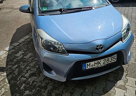 Toyota Yaris Hybrid