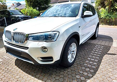 BMW X3 xDrive20d PANO/HUD/LEDER/LED-Scheinwerfer