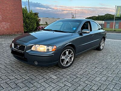 Volvo S60 2.4D5 Tüv 12/27