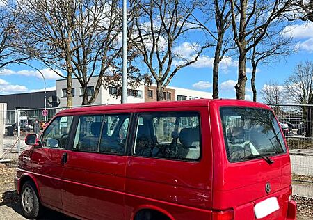 VW T4 Caravelle Volkswagen 2,5-l-Diesel TDI 75kW Standard