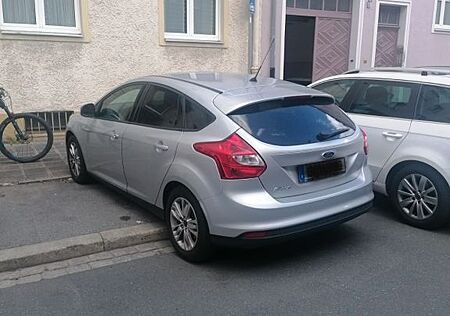 Ford Focus 1,6 Ti-VCT 77kW Titan. | 2011 | Topzustand