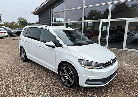 VW Touran Volkswagen Highline BMT/Start-Stopp DSG 7 Sitze