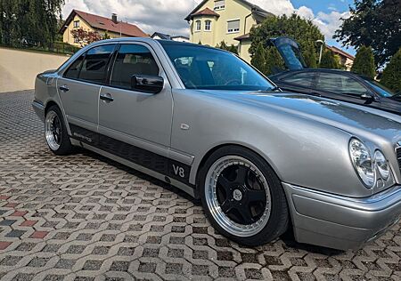 Mercedes-Benz E 430