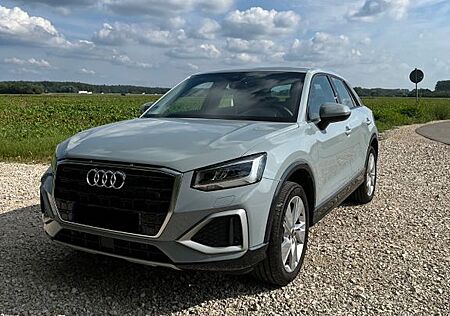 Audi Q2 advanced 35 TFSI 150 kW S tronic Pfeilgrau