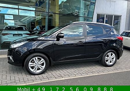 Hyundai ix35 Premium 4x4 AWD Leder Navi Kamera Panora TM