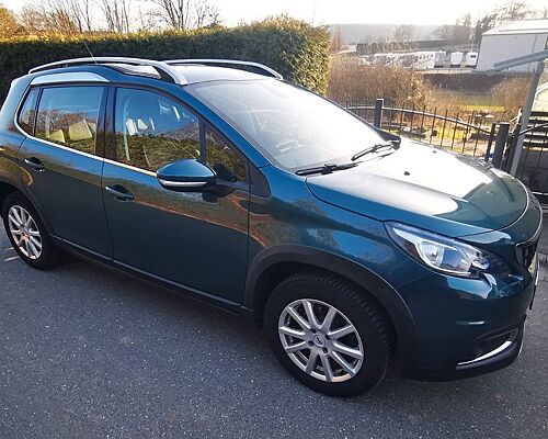 Peugeot 2008 Allure PureTech T130 1. HAND