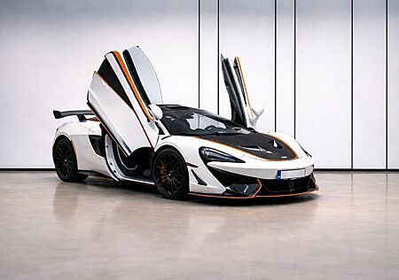 McLaren 620R model 332/350