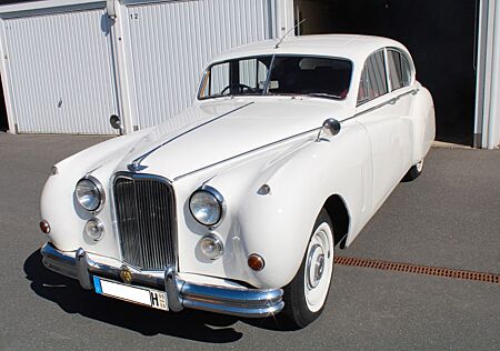 Jaguar MK VII, H-Kennzeichen, Rechtslenker