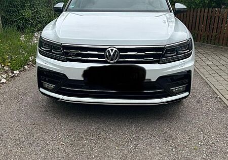 VW Tiguan Allspace Volkswagen 2.0 TDI DSG 4MOTION