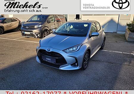 Toyota Yaris 1.5 Hybrid Team D, Comfort-Paket, Navi