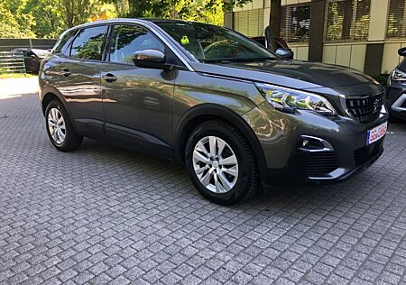 Peugeot 3008 Active,Bluehdi EAT8 ,130 PS,Automatik ,1.Hd