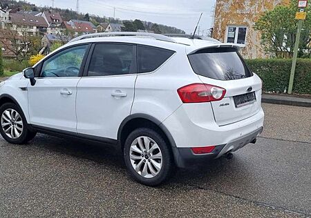 Ford Kuga Titanium Panorama 4x4 AHK PDC