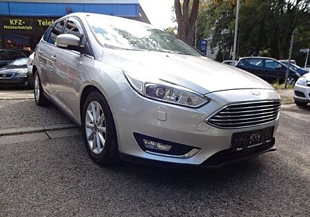 Ford Focus 2,0 110kW Titanium Xenon,Navi.Kamera,Alu