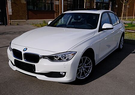 BMW 320 i Steptronic GSD, PDC vo+hi, Xenon, SR+WR