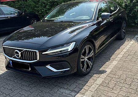 Volvo S60 T8 Recharge AWD Geartronic Inscription R...